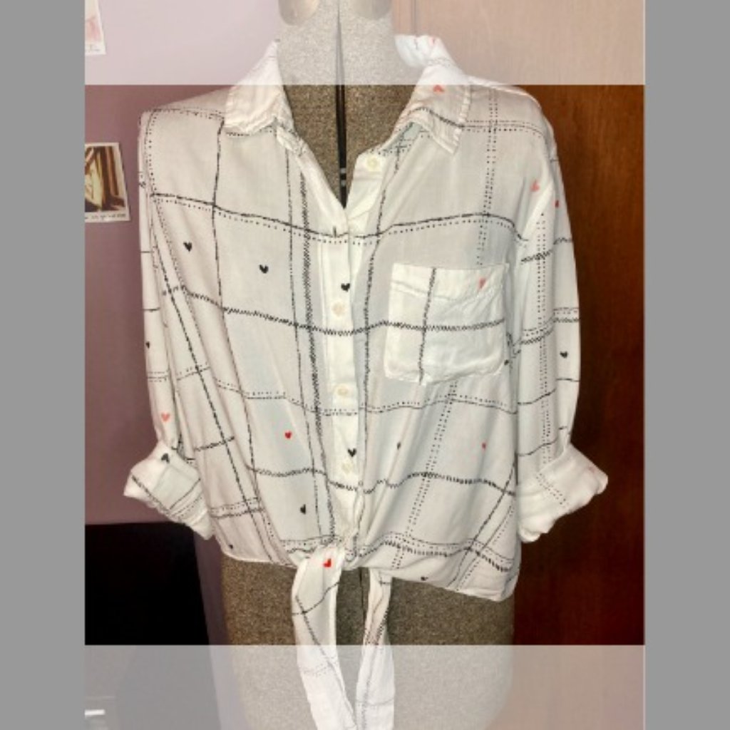 Heart Button Down